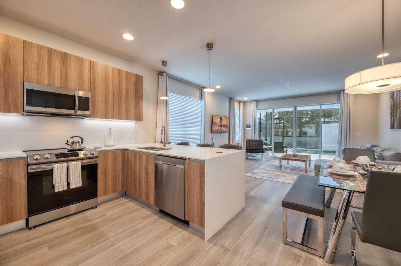 Pleasant Townhome With Private Pool Near Disney Four Corners Dış mekan fotoğraf