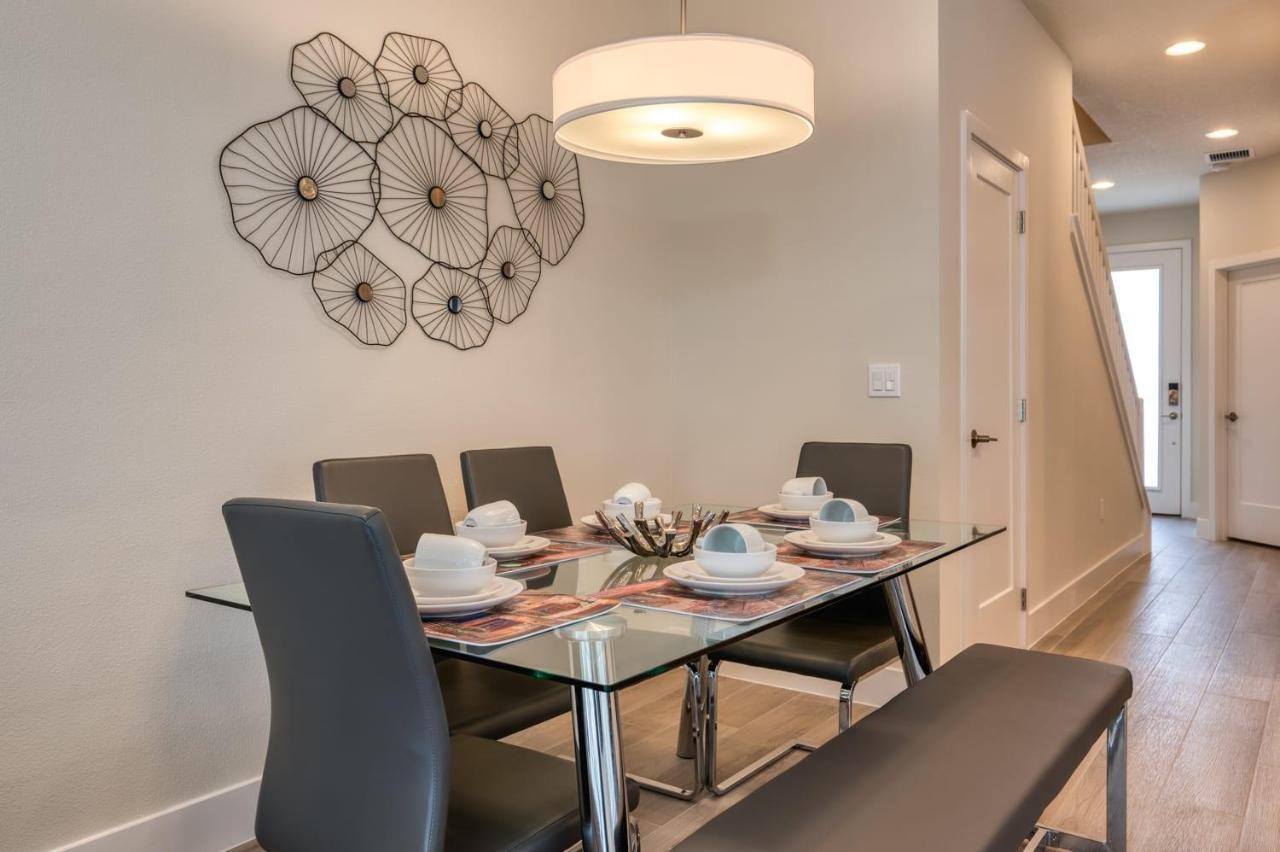 Pleasant Townhome With Private Pool Near Disney Four Corners Dış mekan fotoğraf